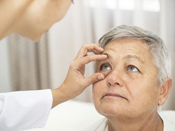 Lưu &yacute; lựa chọn vi&ecirc;n uống bổ mắt ph&ugrave; hợp với từng đối tượng