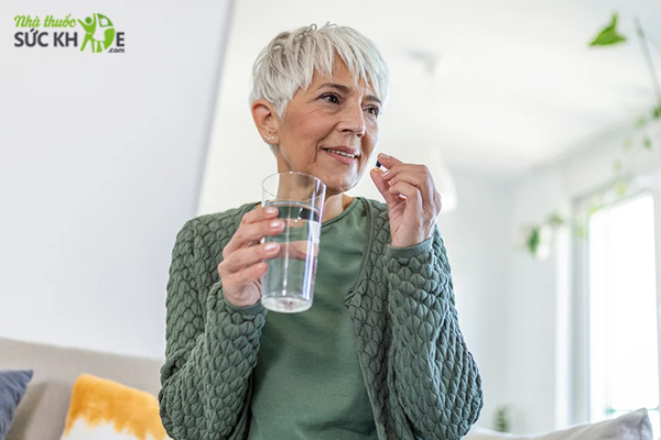 Vitamin tổng hợp cho 50+ gi&uacute;p n&acirc;ng cao sức khỏe, ngăn ngừa bệnh tật