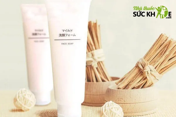 Muji Face Soap- Sữa rửa mặt cho da mụn của Nhật