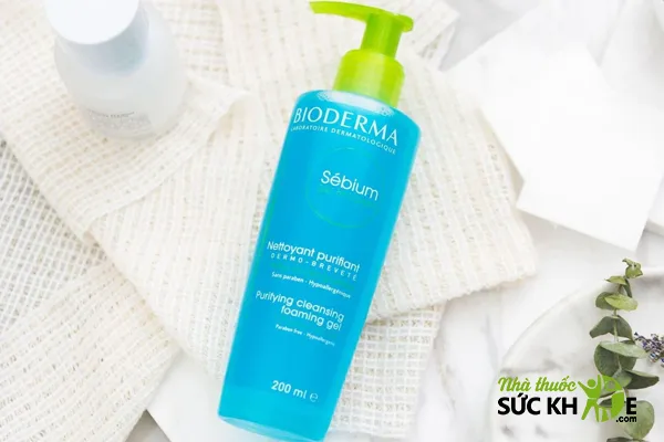 Sữa rửa mặt tốt nhất cho da mụn Bioderma Sebium Foaming Gel