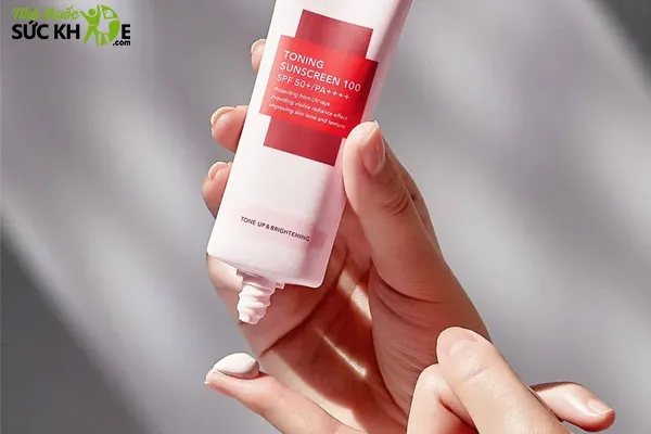 Kem chống nắng Cell Fusion C Clear Sunscreen 100 SPF48 PA+++