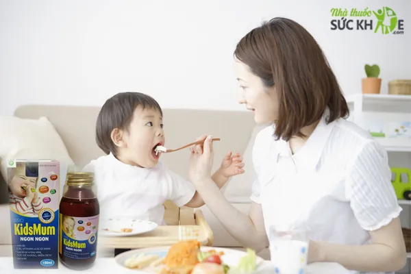 Siro cho bé biếng ăn Kidsmum
